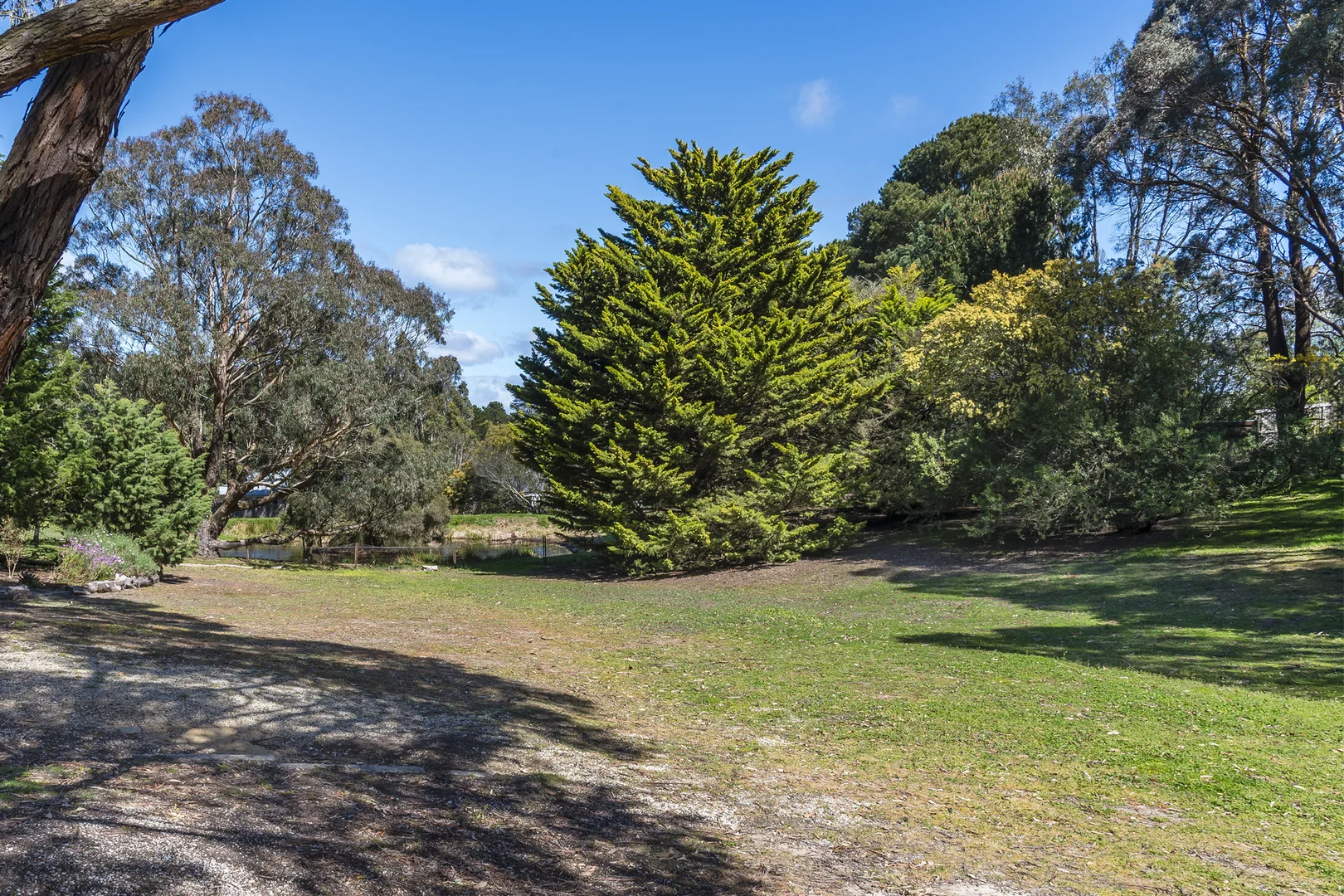 Additional image 19 of 106 Howey Street, Gisborne VIC 3437