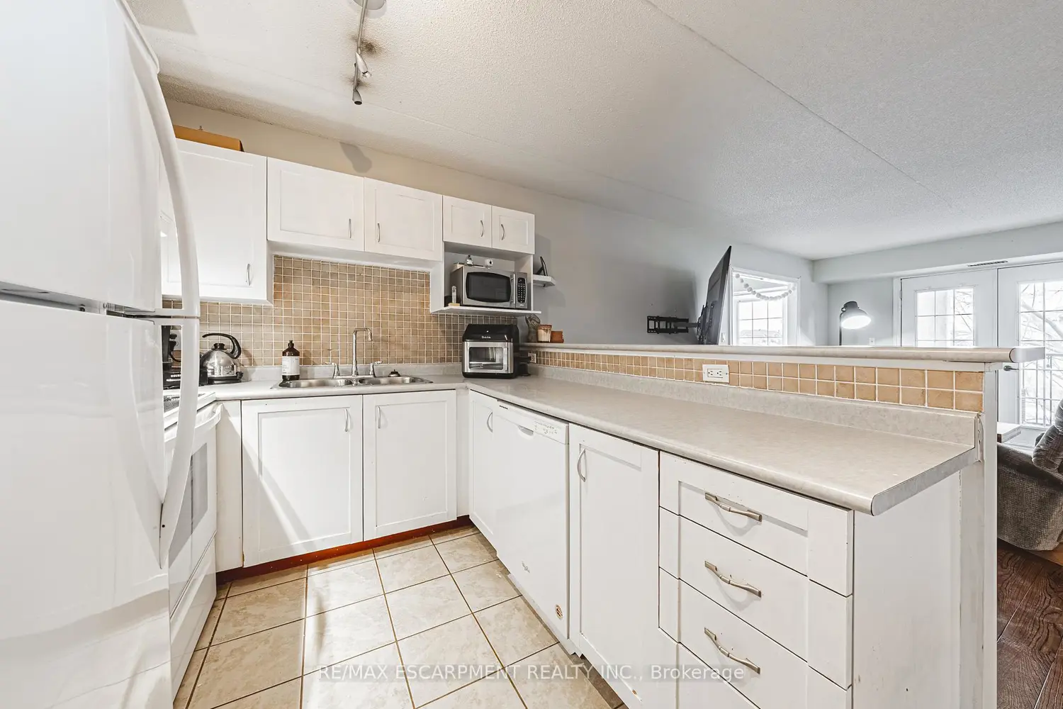 Additional image 5 of 1451 Walkers Line 313