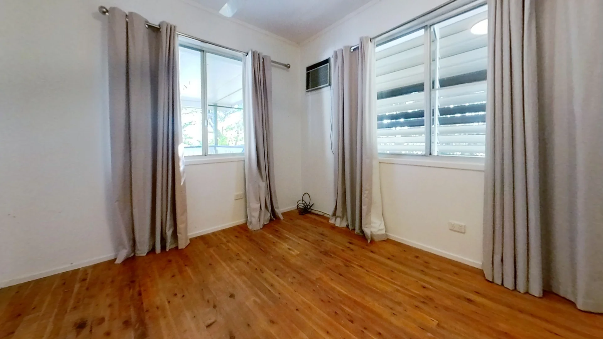 Additional image 10 of 2 Becker St, Moura QLD 4718