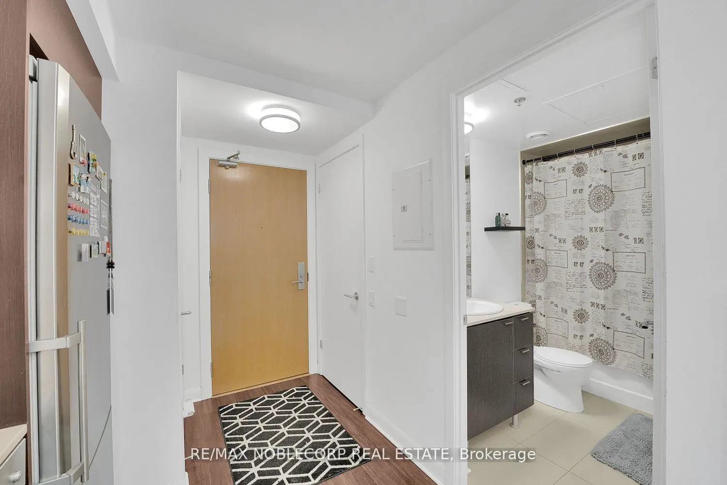 Additional image 7 of 375 King Street 810