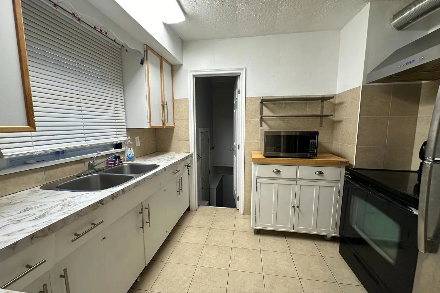 Additional image 4 of 4680 Sixth Avenue