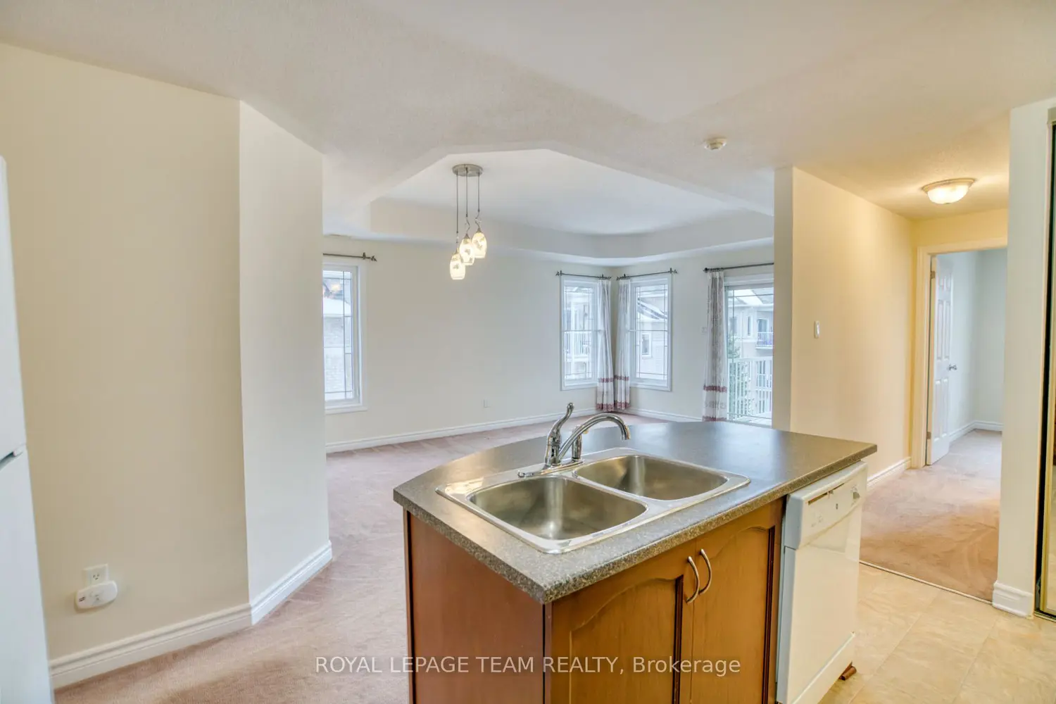 Additional image 6 of 176 Paseo Private 7