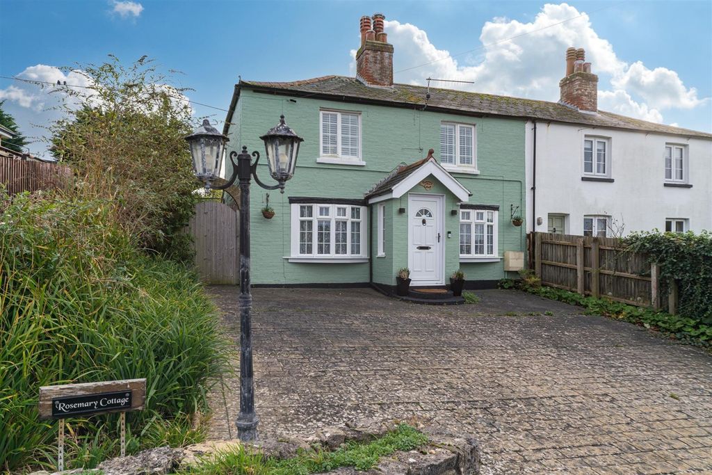 3 bed semi-detached house for saleBembridge, Isle Of Wight PO35