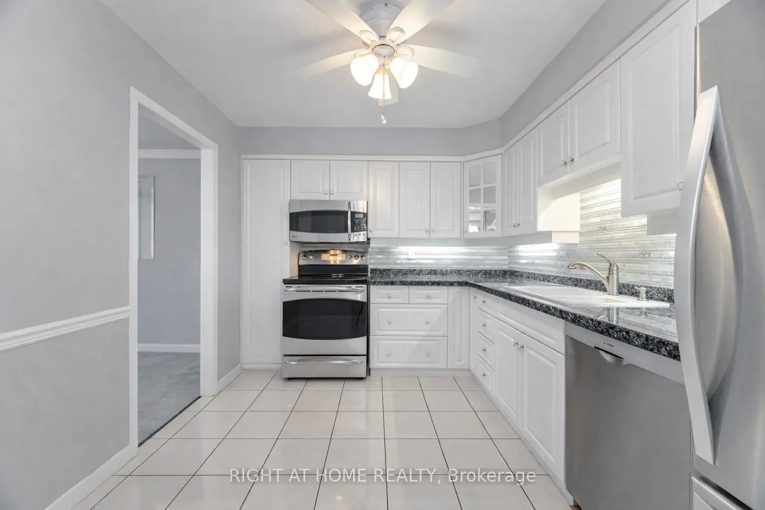 Additional image 7 of 166 Mountain Park Avenue 201