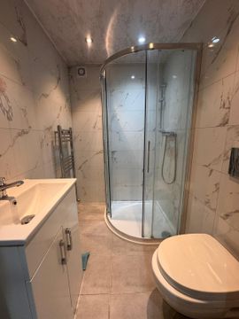 Uxbridge Road, Hayes, Middlesex UB4, Terraced house to rent