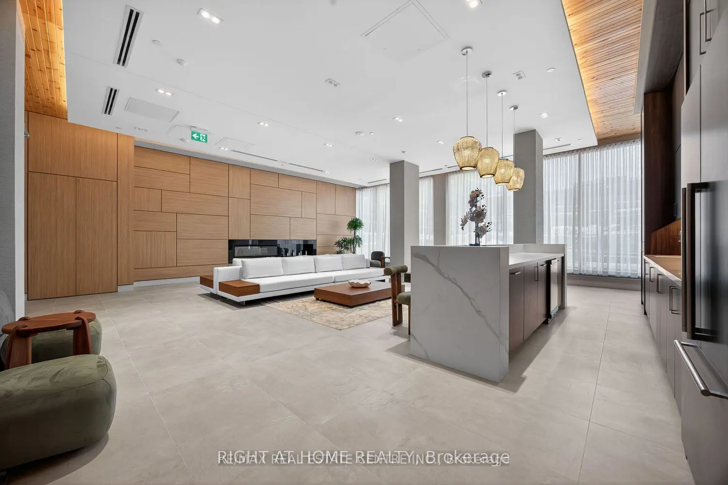 Additional image 8 of 333 Sunseeker Avenue 242