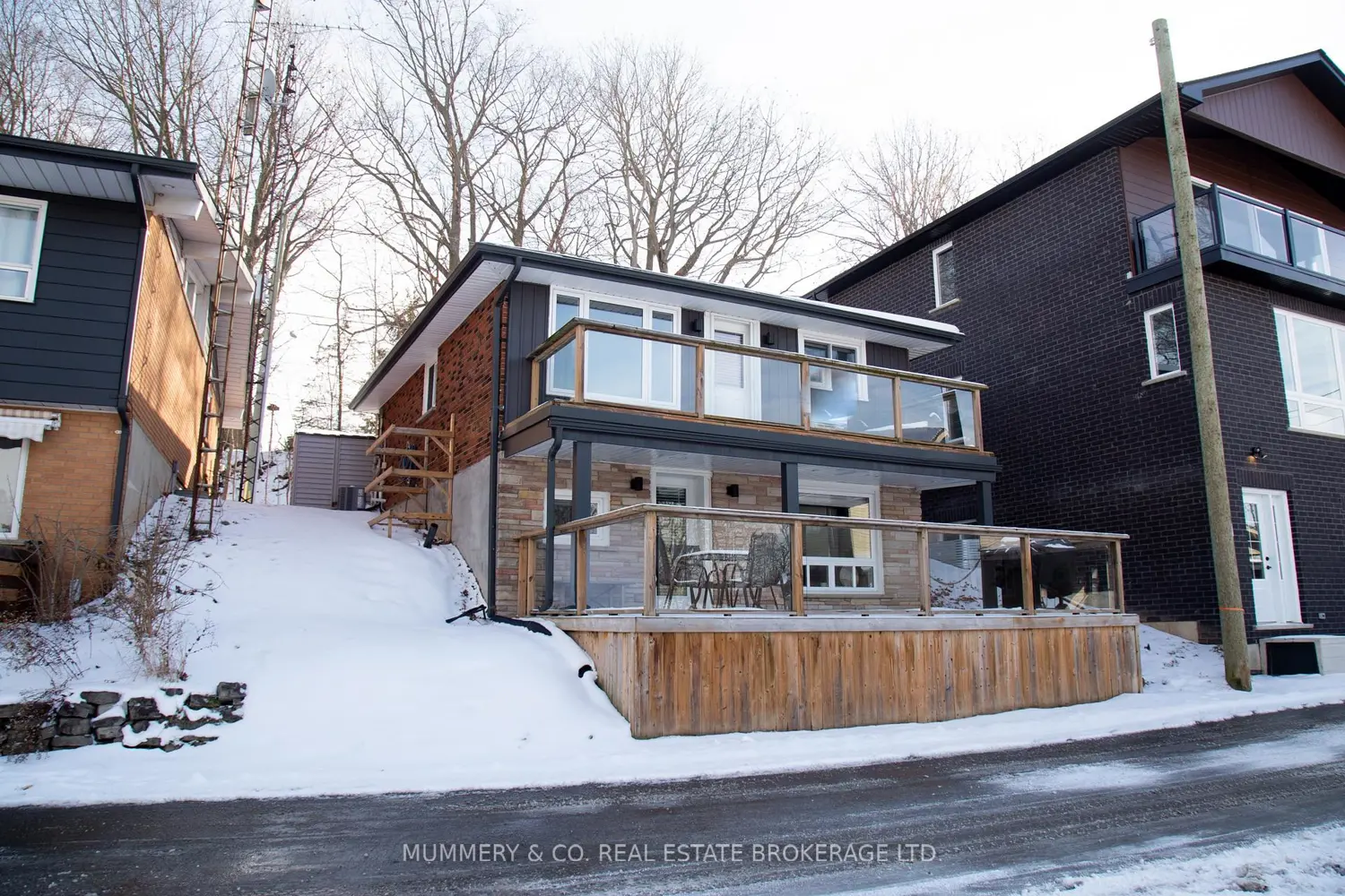 Additional image 17 of 52 Grand Street