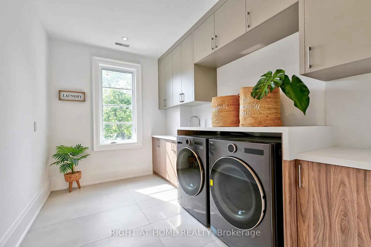 Additional image 10 of 27 Hurlingham Crescent