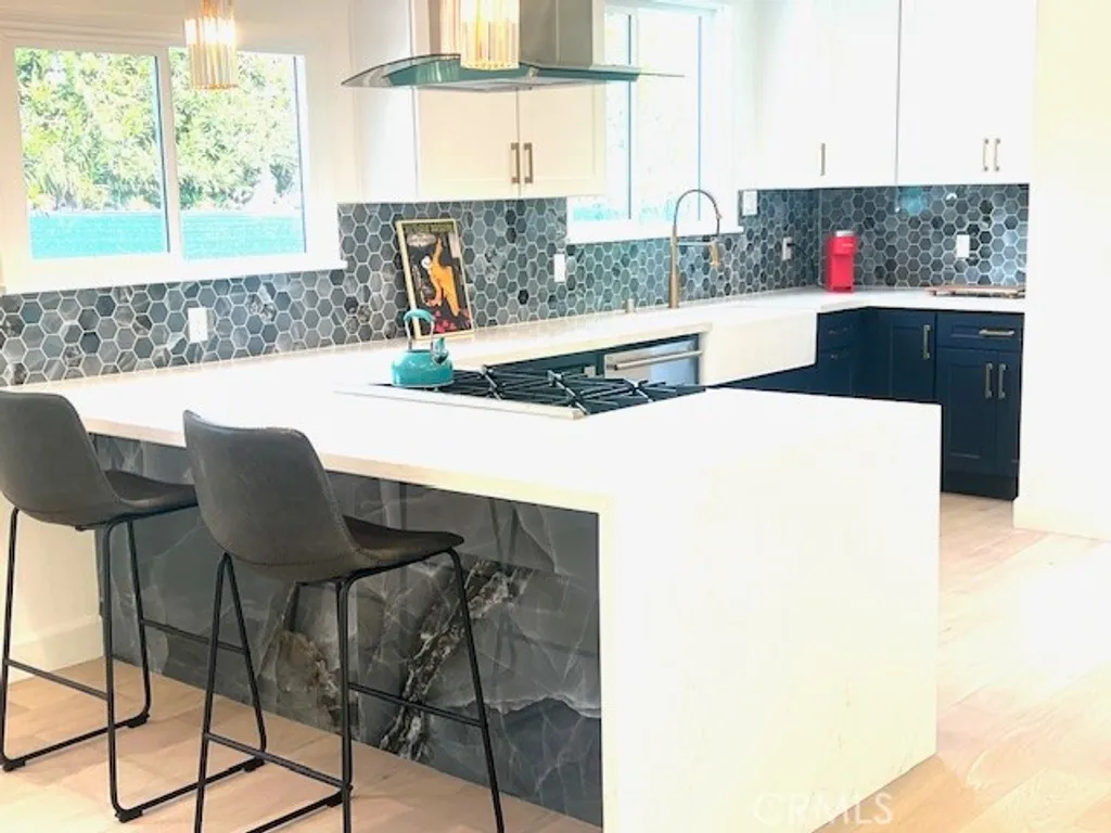 Additional image 10 of 250 S Berkeley Ave, Pasadena, CA 91107