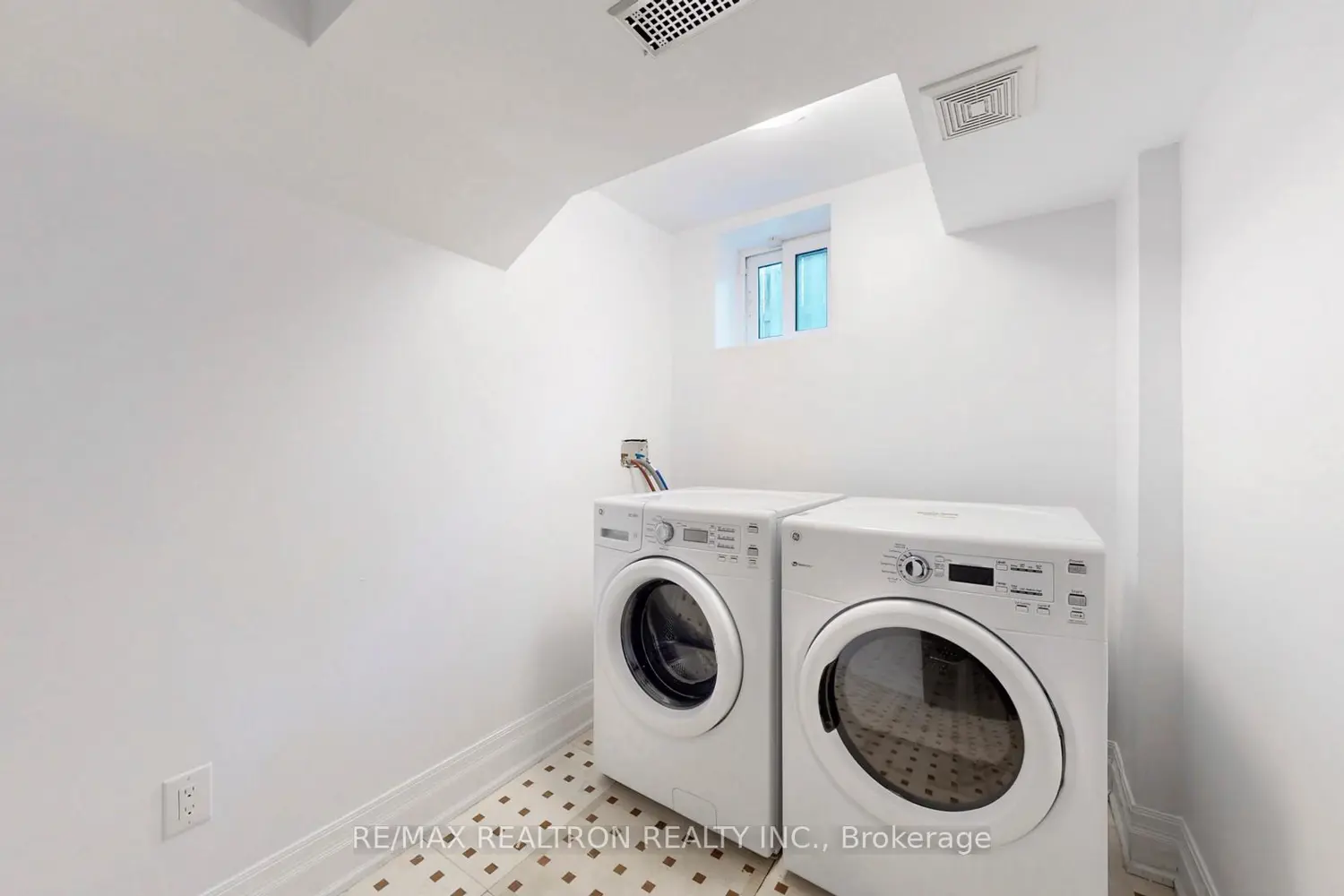 Additional image 19 of 58 Highland Park Boulevard