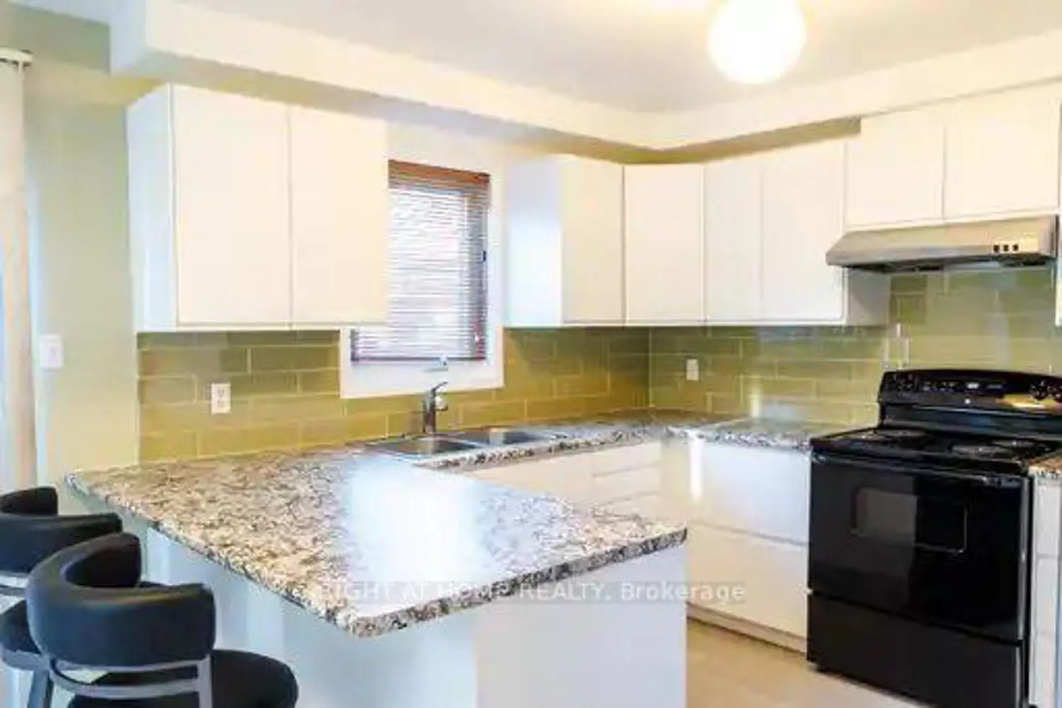 Additional image 13 of 3680 Brimley Road 18