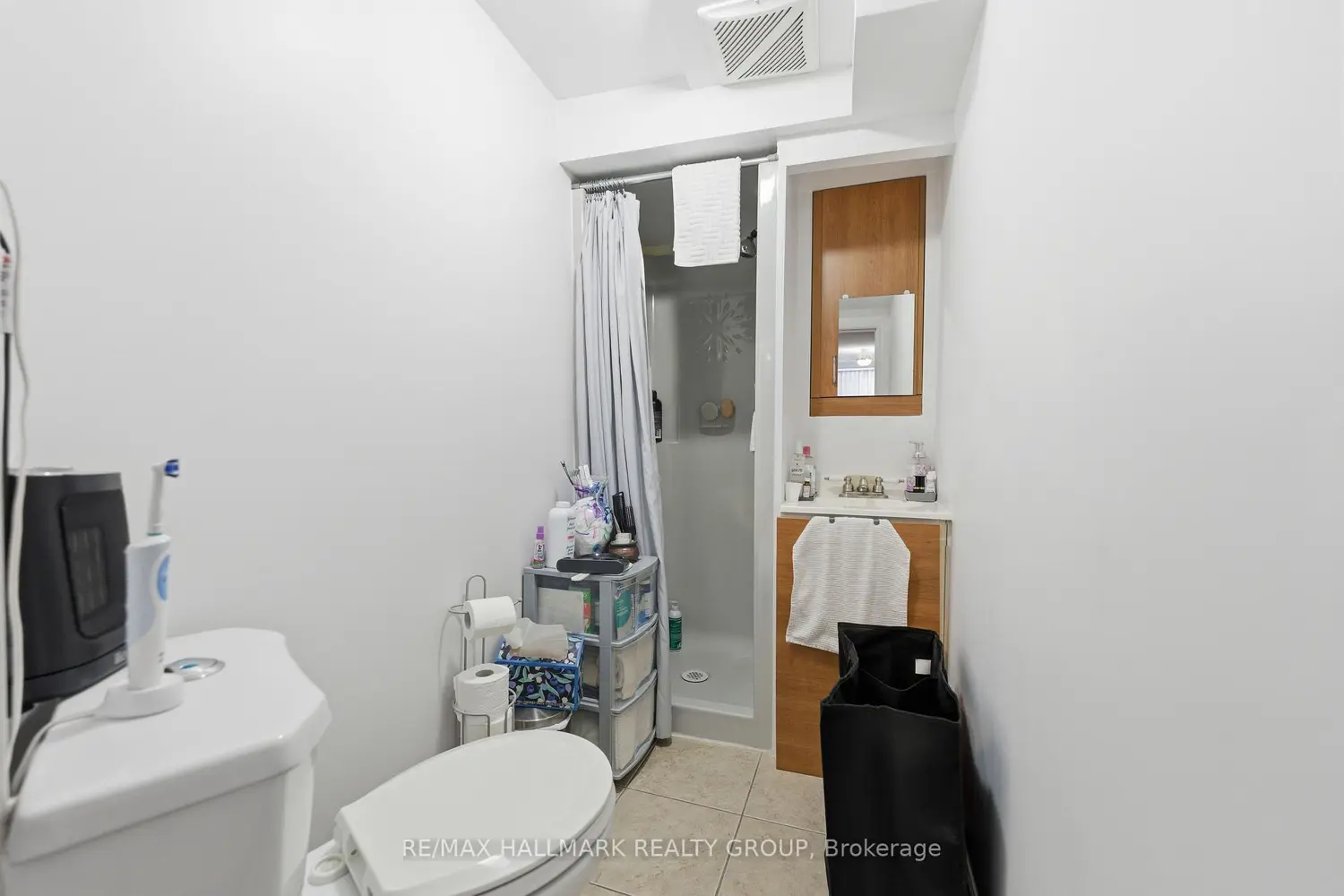 Additional image 20 of 1042 King Street