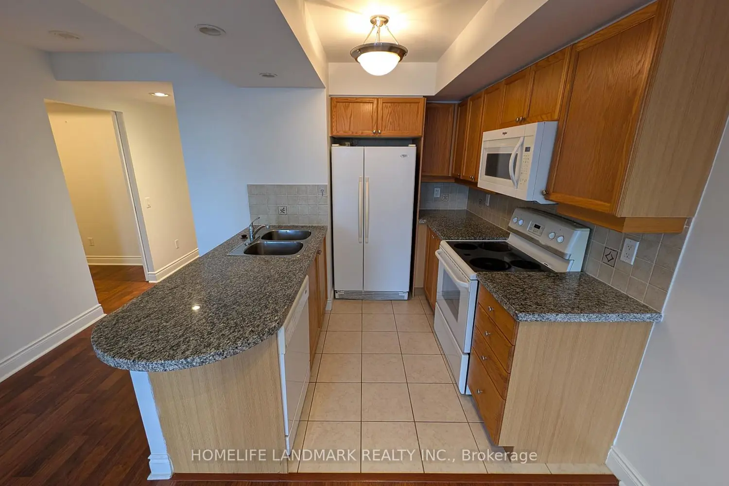 Additional image 3 of 10 Northtown Way 1006