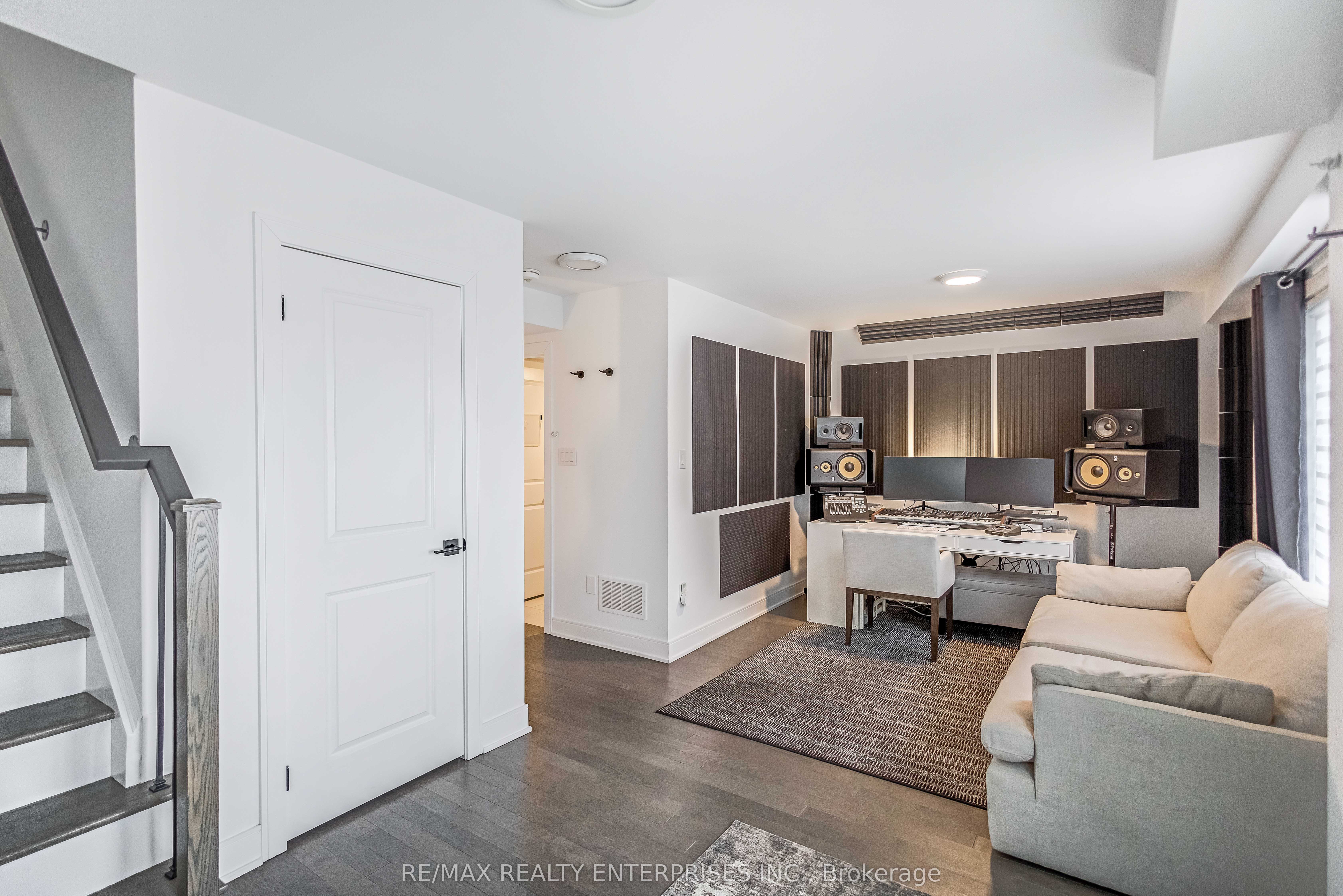 Additional image 3 of 2497 Littlefield Crescent, Oakville, ON, L6M 5L9