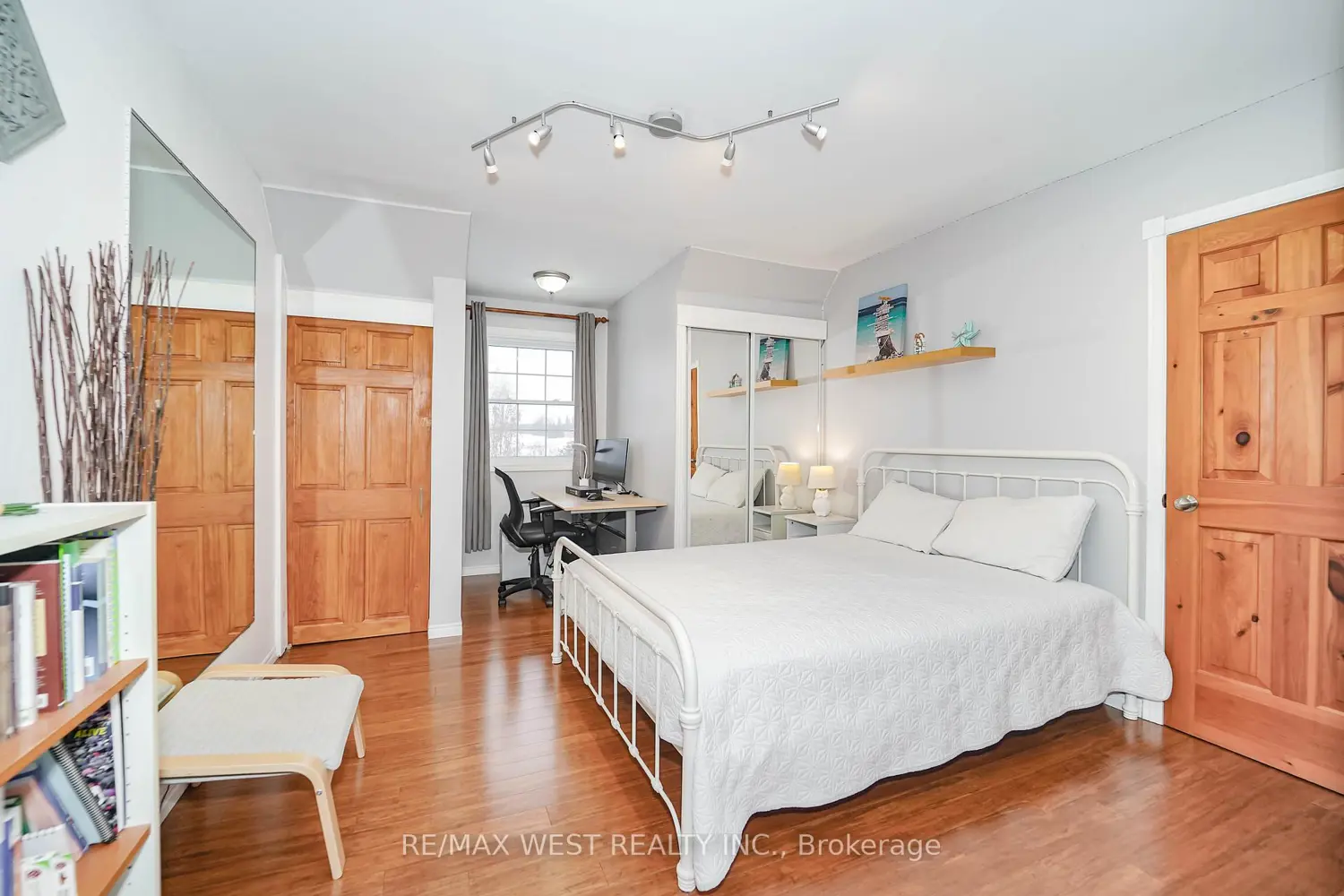 Additional image 13 of 9695 Duffs Road