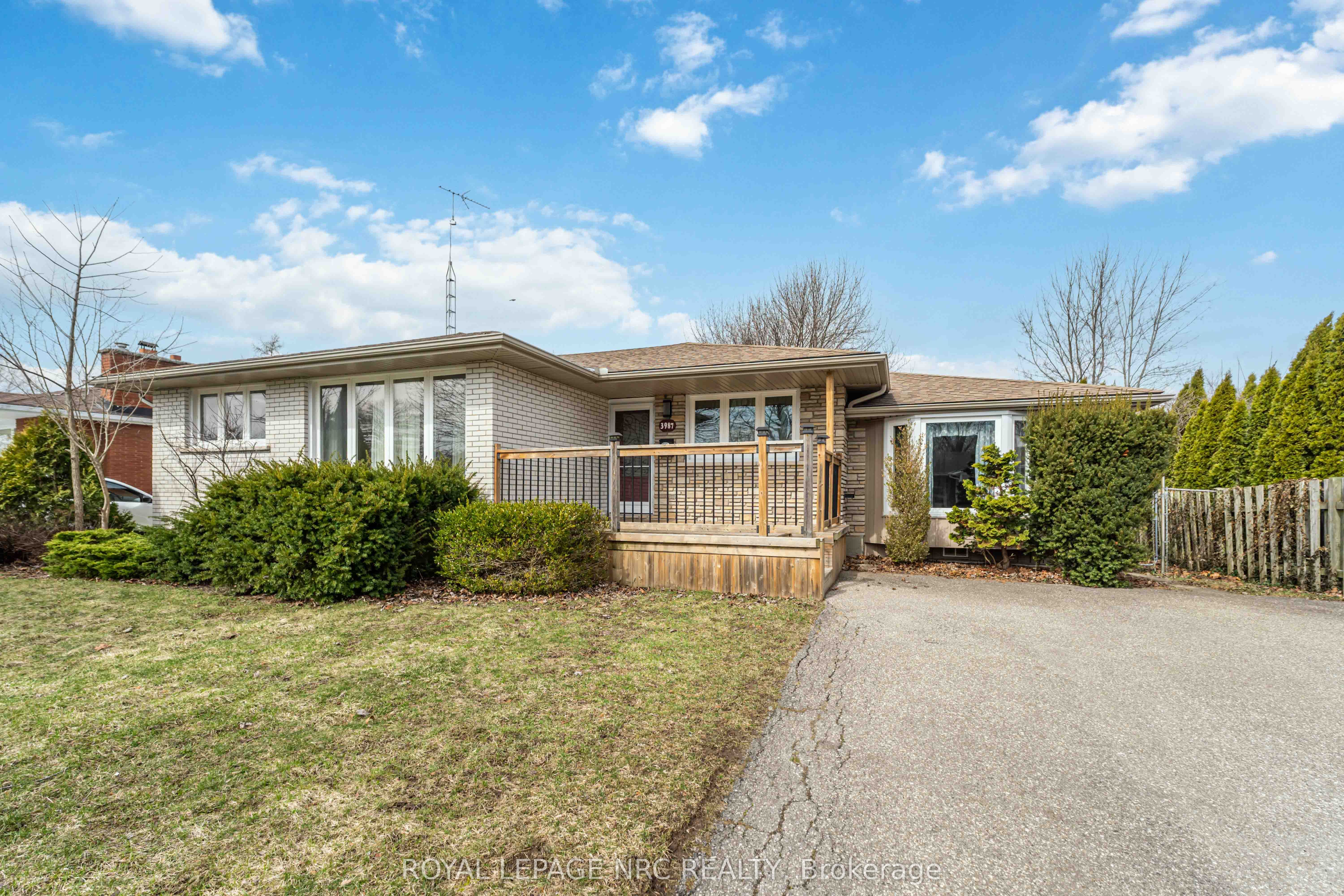Additional image 2 of 3987 Montcalm Crescent, Niagara Falls, ON, L2G 6L9