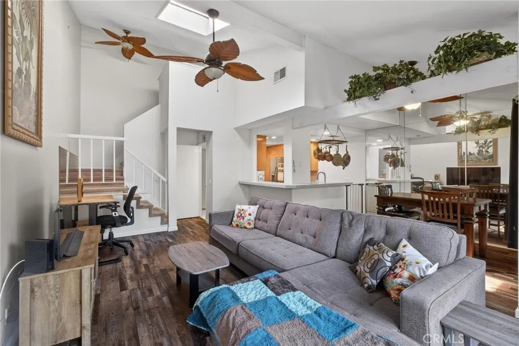 Additional image 10 of 722 W 223rd St Unit 2, Torrance, CA 90502