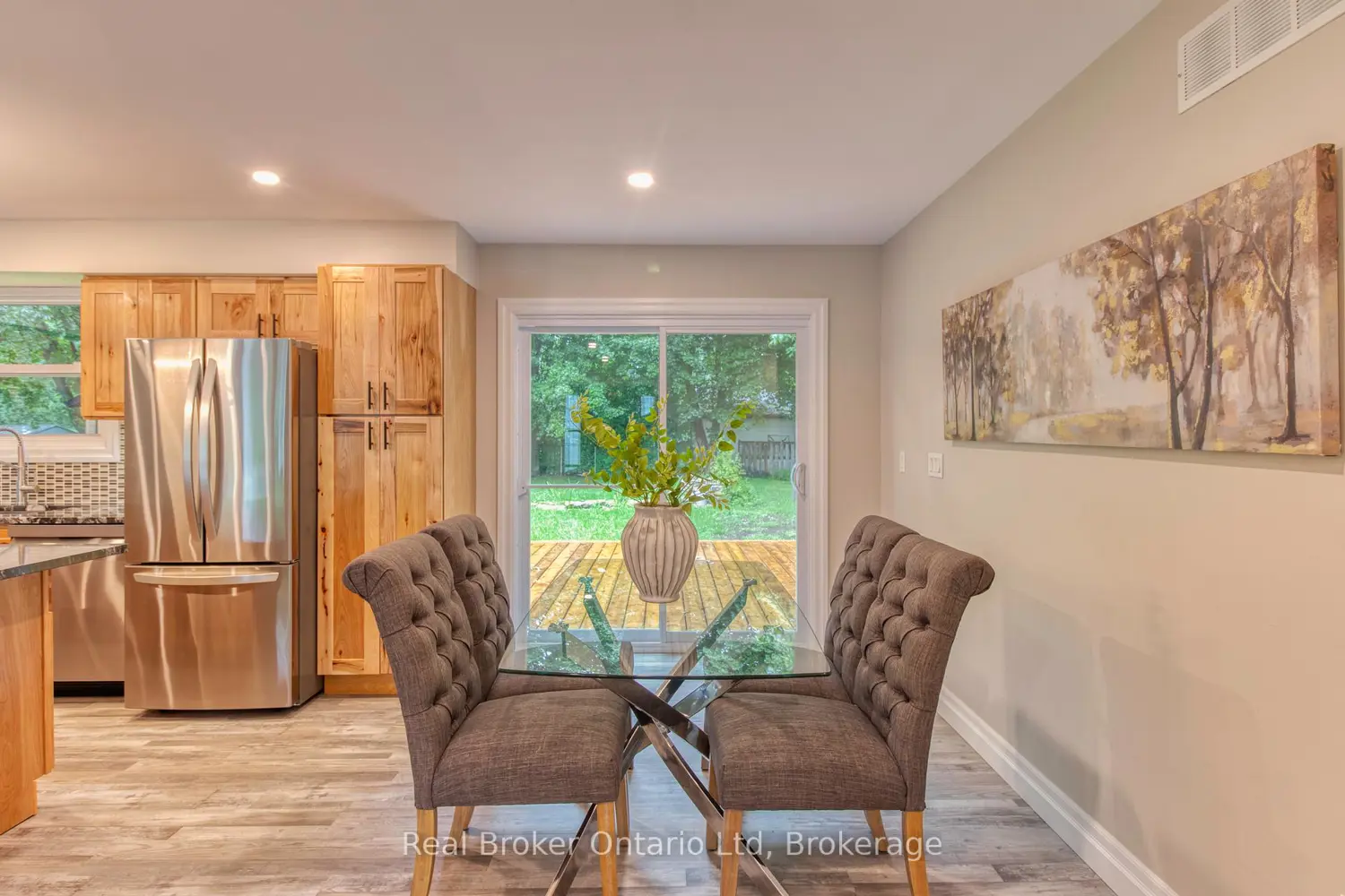 Additional image 5 of 446 Isaac Street