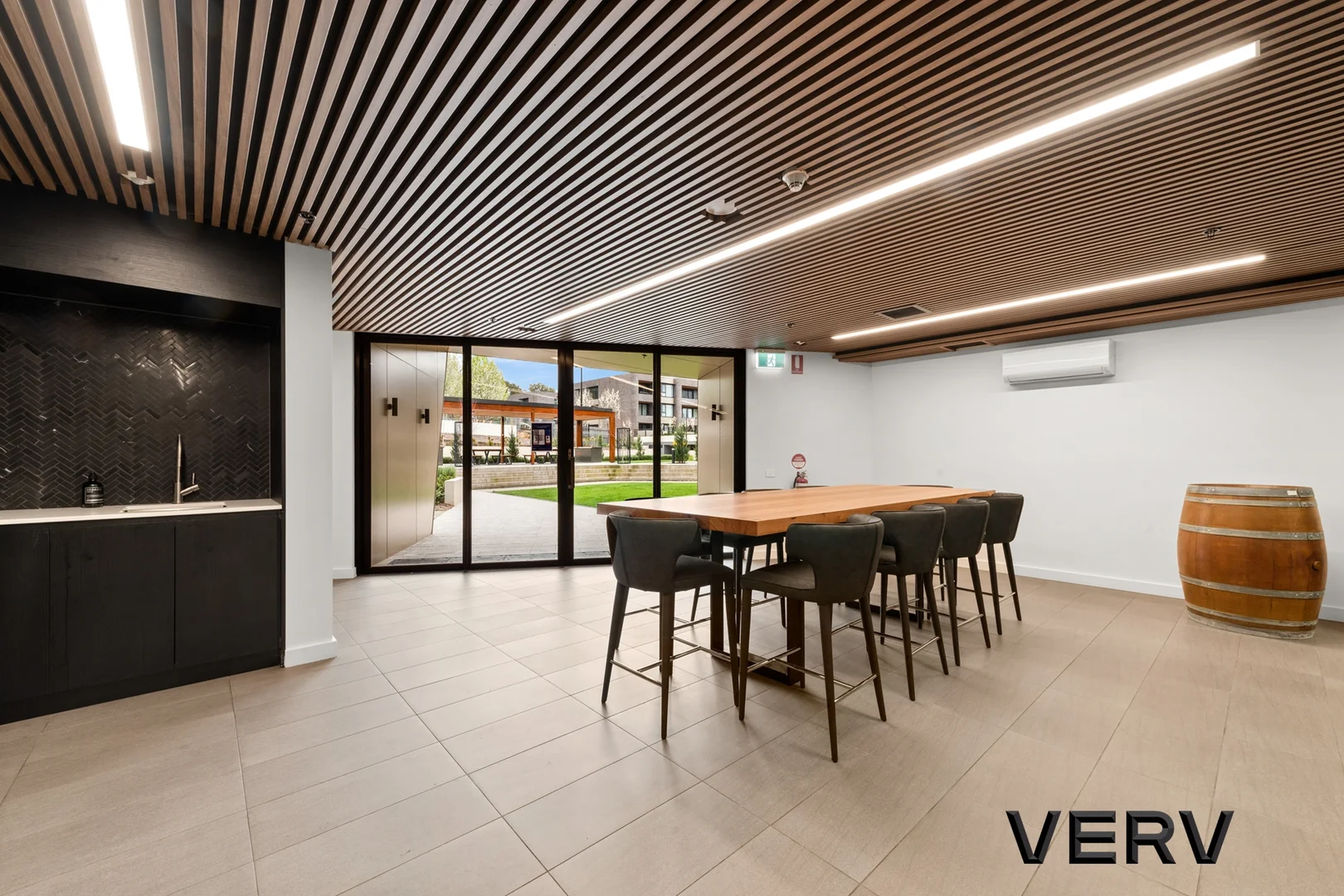 Additional image 18 of 18/7 State Circle, Forrest ACT 2603