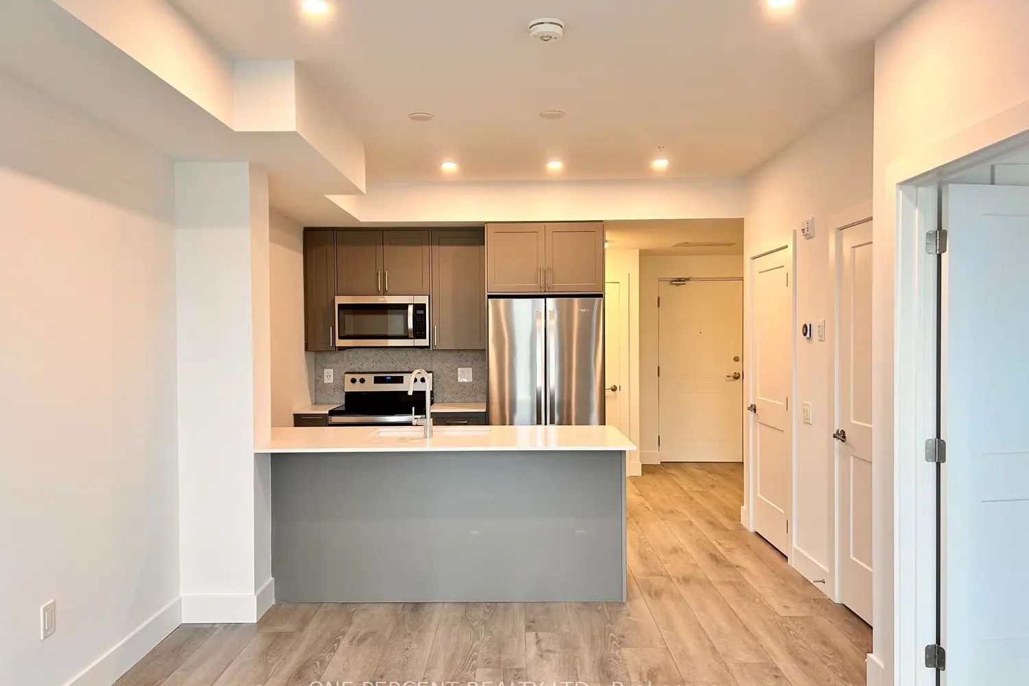 Additional image 15 of 4 Kimberly Lane 226