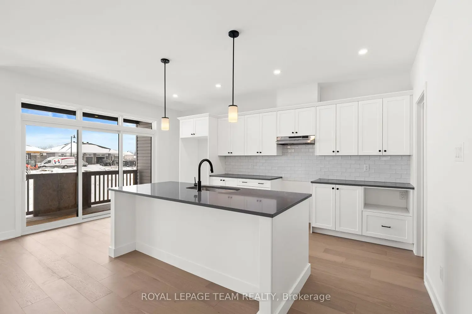 Additional image 10 of 1057 Moore Street