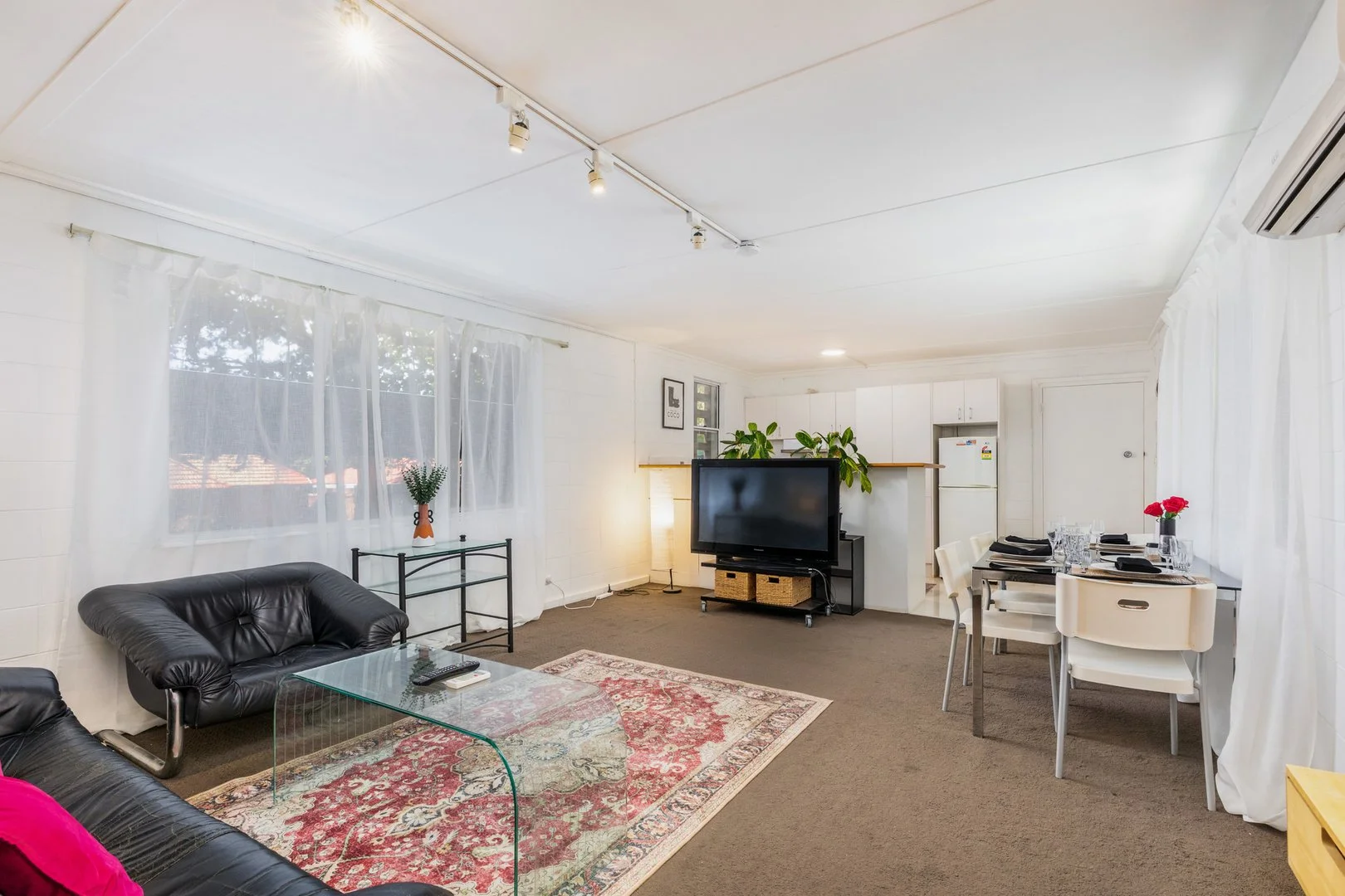 Additional image 12 of 10 Schlich Street, Yarralumla ACT 2600