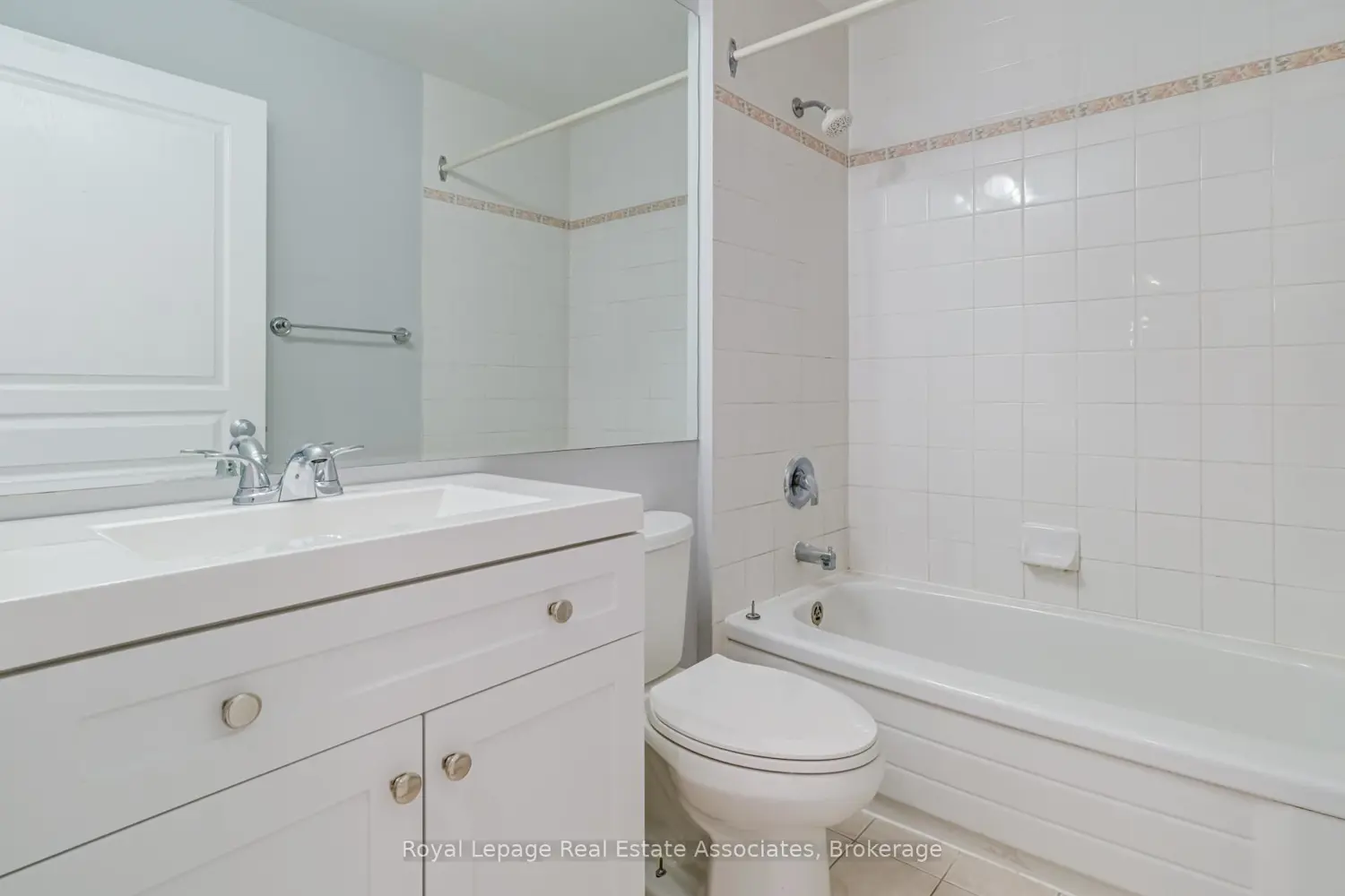 Additional image 12 of 1 Belvedere Court 909