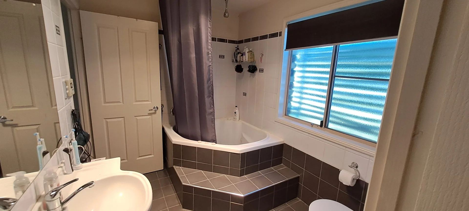 Additional image 18 of 25 Hoepper Street, Kearneys Spring QLD 4350