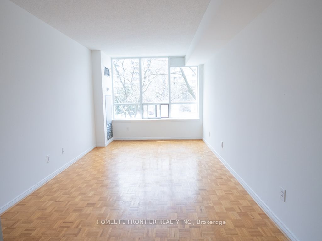 Additional image 3 of 210-81 Townsgate Drive E, Vaughan, ON, L4J 8E6