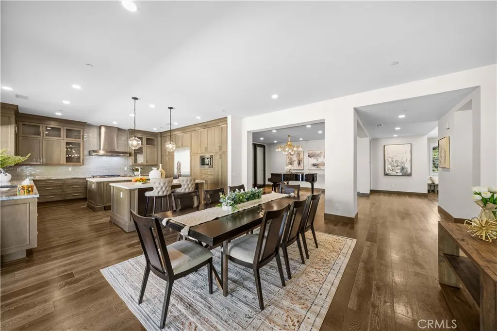 Additional image 91 of 127 Cruiser, Irvine, CA 92618