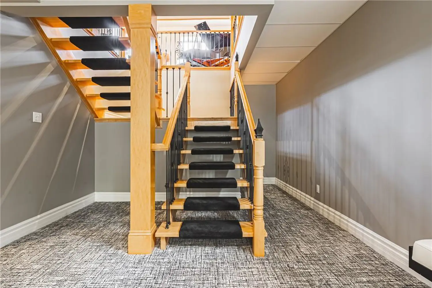 Additional image 13 of 712 Highvalley Road