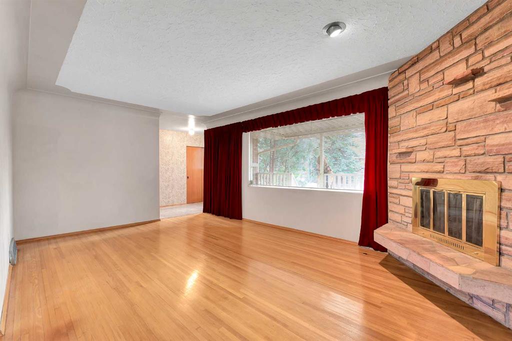 Additional image 5 of 82 Rosery Drive NW, Calgary, AB, T2K 1L7