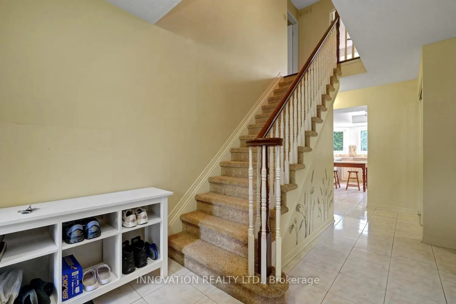 25 Spindle Way photo 2