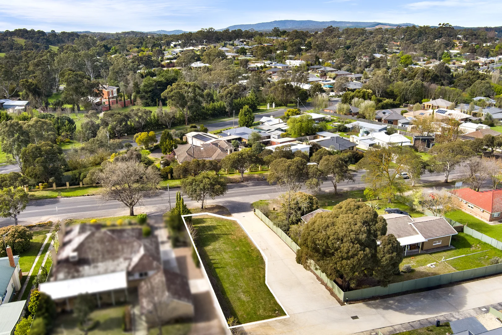 Additional image 3 of 14 Hakea Drive, Castlemaine VIC 3450