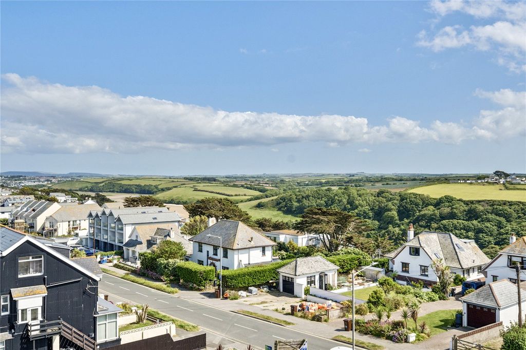 Additional image 13 of 2 bed flat for saleThe Point, Pentire Avenue, Newquay, Cornwall TR7