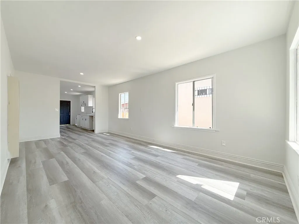 Additional image 5 of 923 E 97th Street, Los Angeles, CA 90002