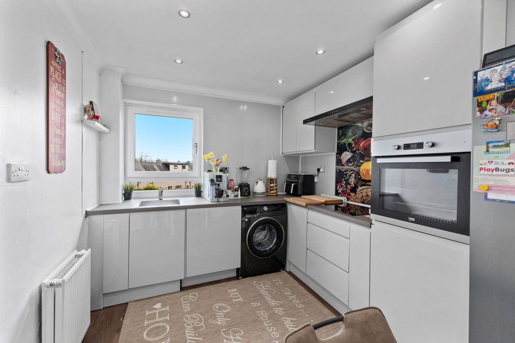 Additional image 6 of 2 bed flat for saleBell's Mill Terrace, Winchburgh EH52