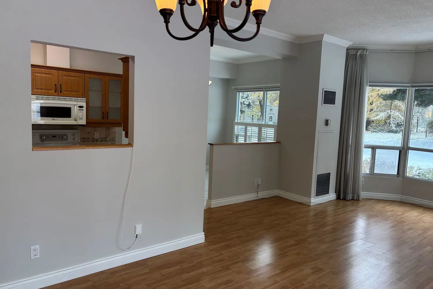 Additional image 7 of 100 Millside Drive 102