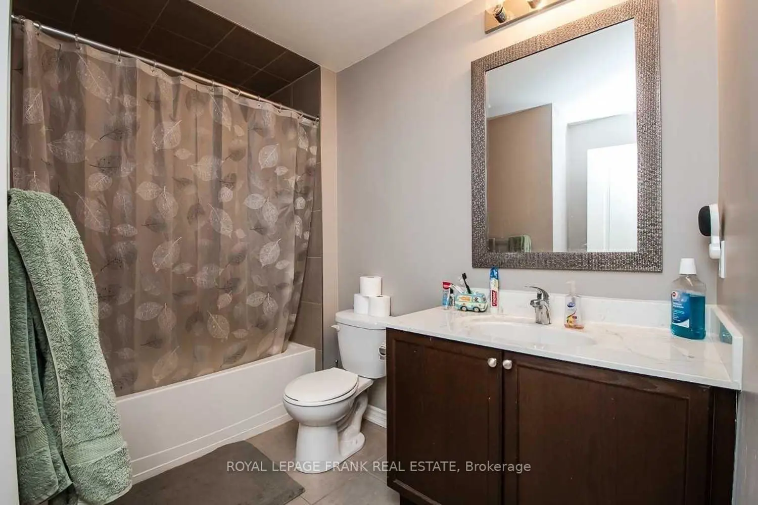 Additional image 9 of 805A Dundas Street