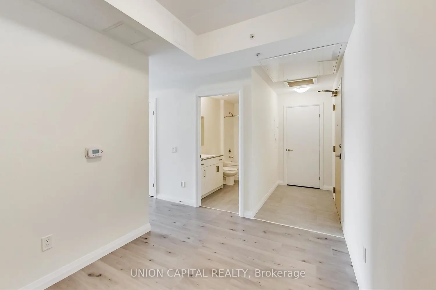 Additional image 18 of 60 Charles Street 801