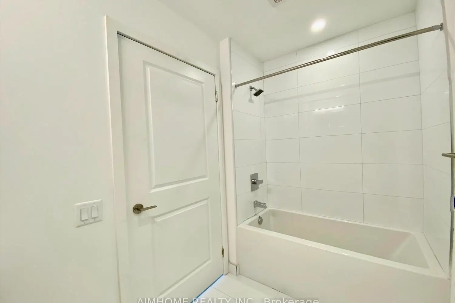 Additional image 11 of 395 Bloor Street 4902