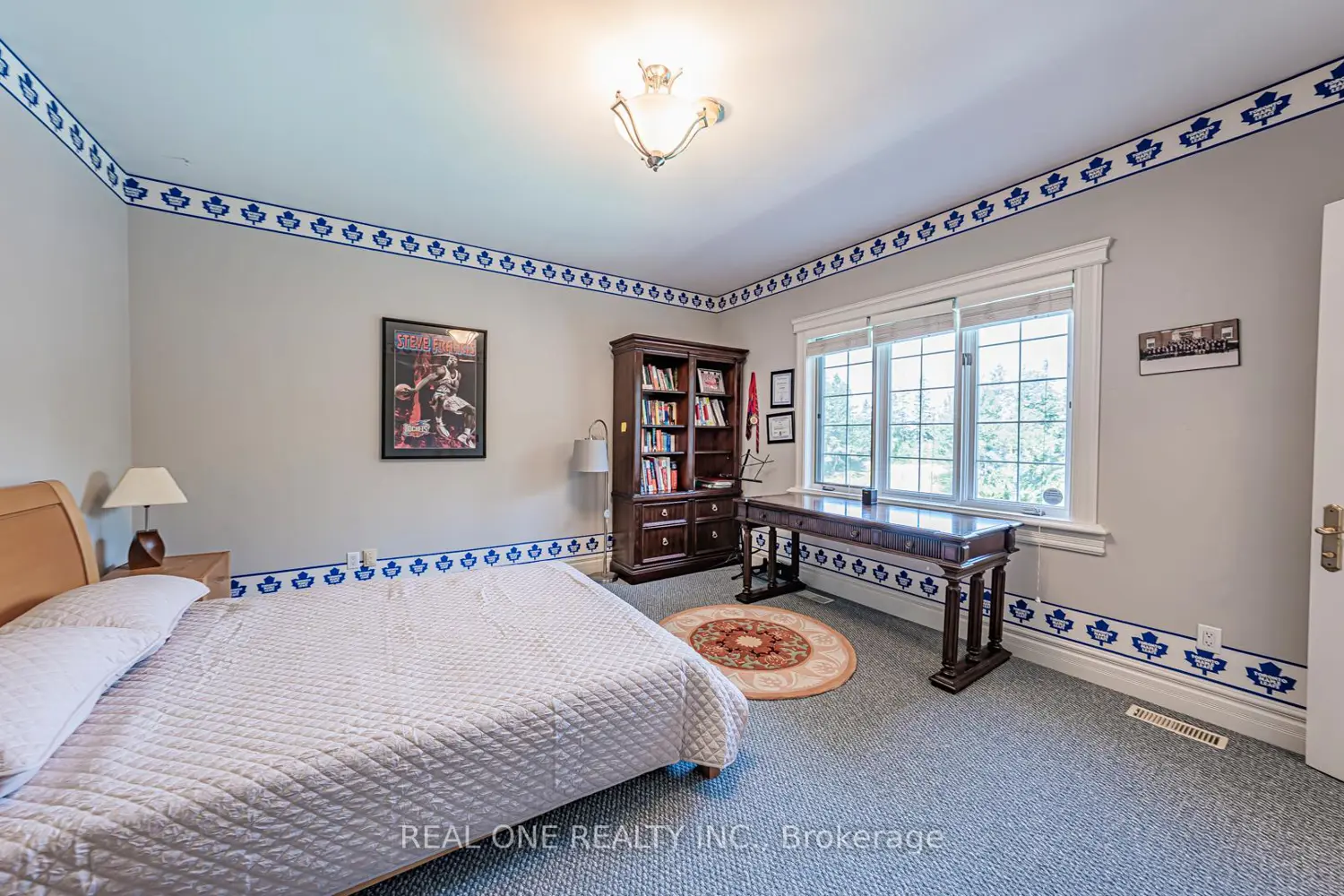 Additional image 15 of 14 Alm Court