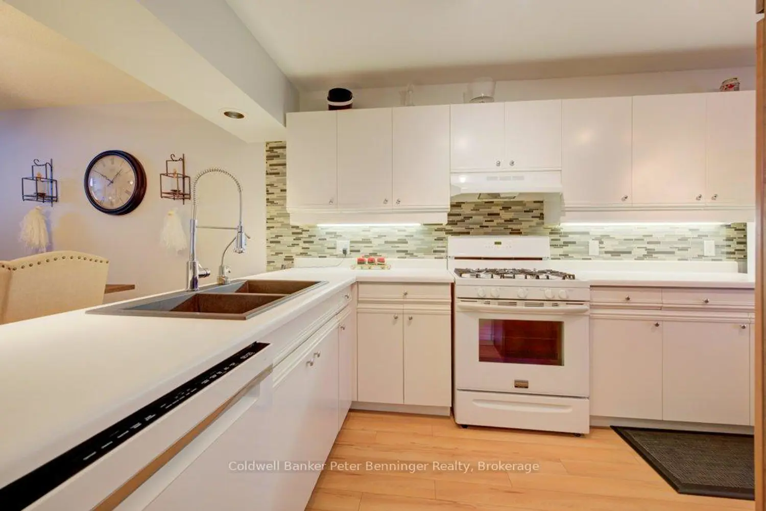 Additional image 5 of 874 Arlington Street 16