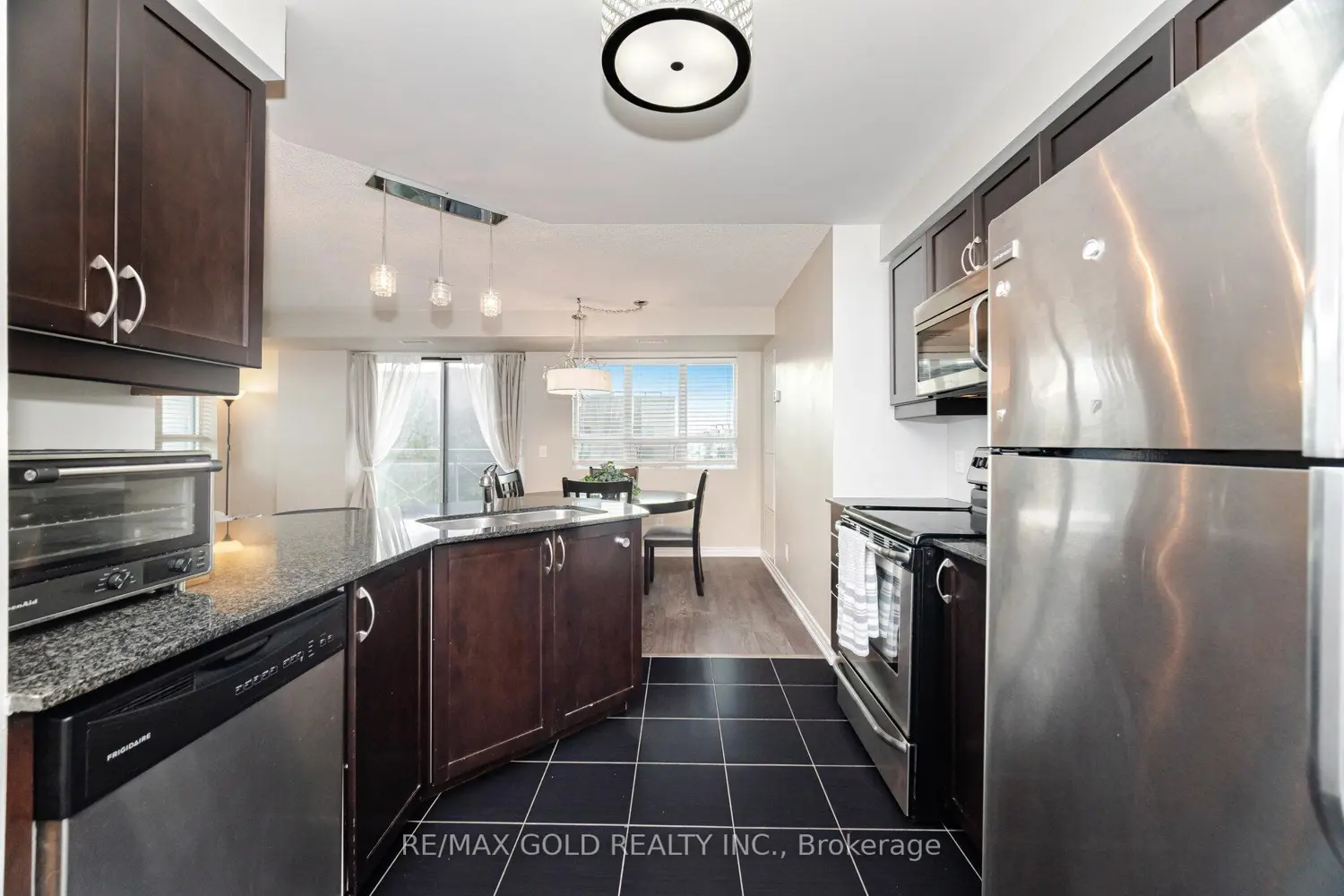 7730 Kipling Avenue 311 photo 5