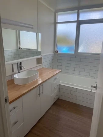 Additional image 4 of 16 Blackwood Street, Grassy TAS 7256