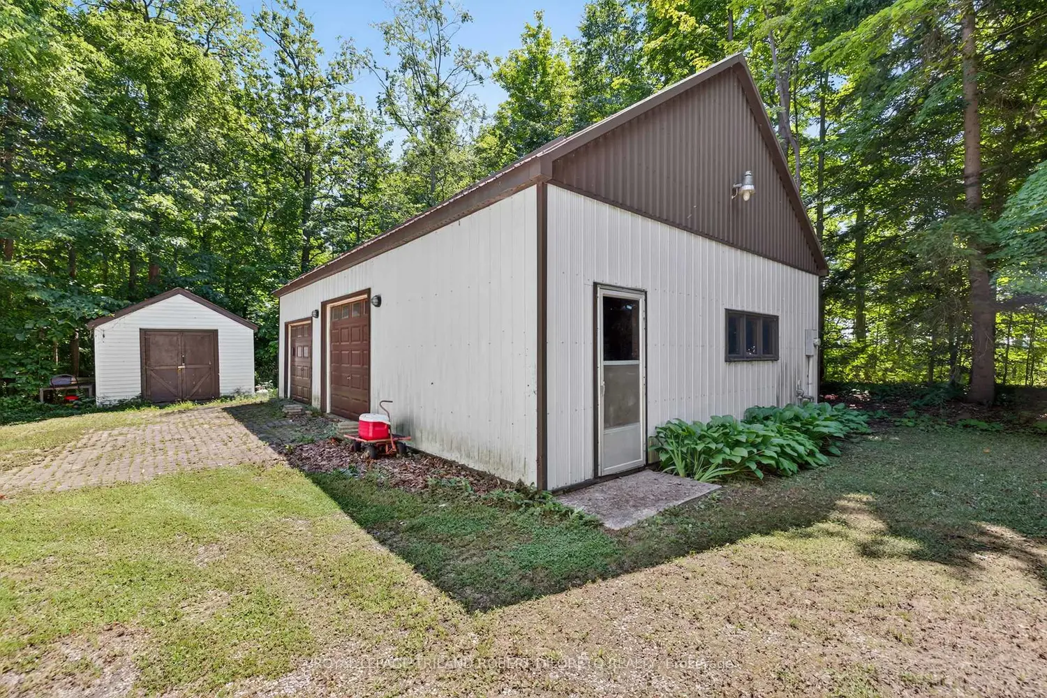 Additional image 4 of 6186 Egremont Drive