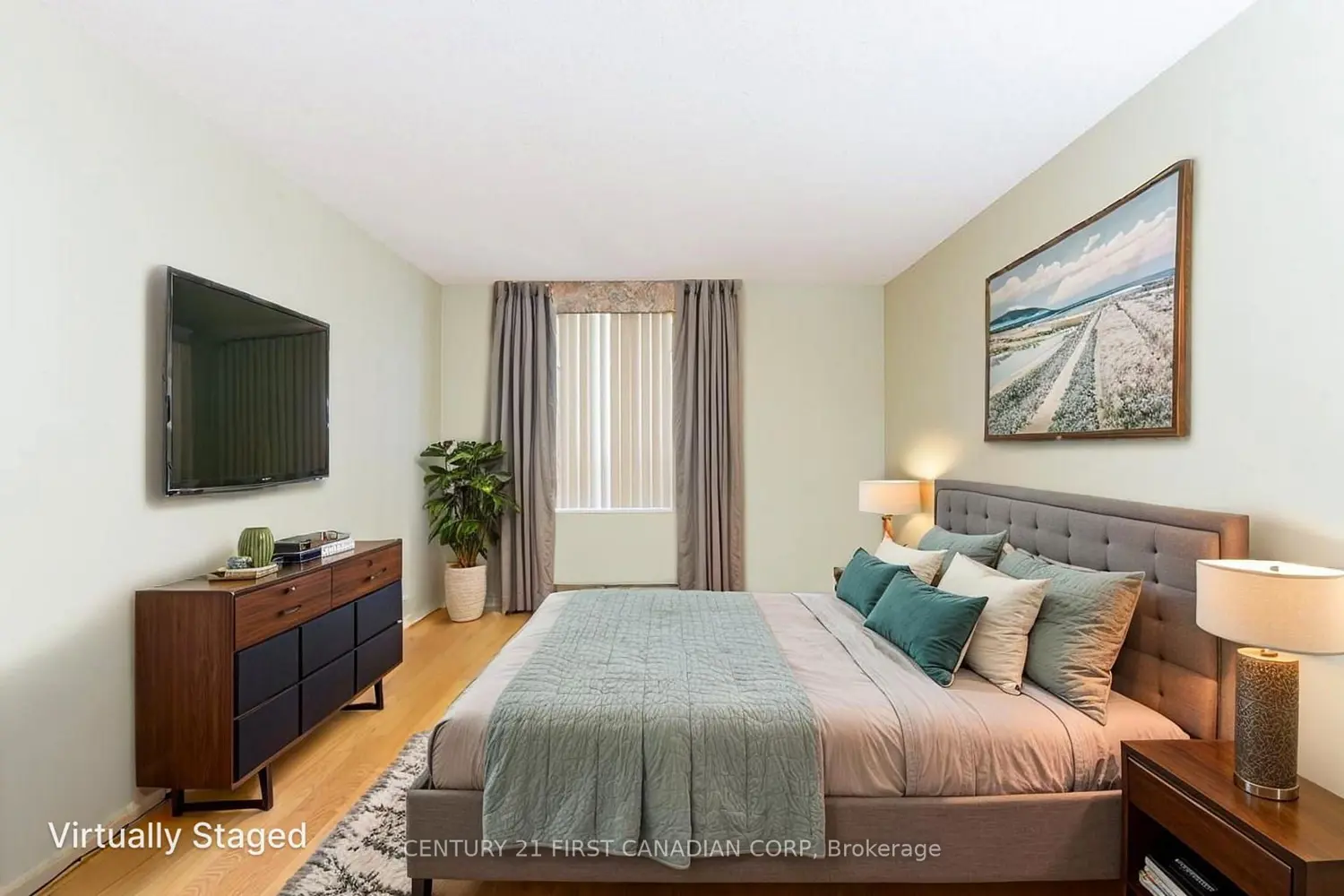 500 Talbot Street 503 photo 5