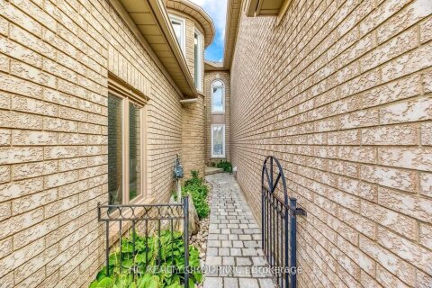 Additional image 8 of 2233 Rockingham Drive, Oakville, ON, L6H 6E7
