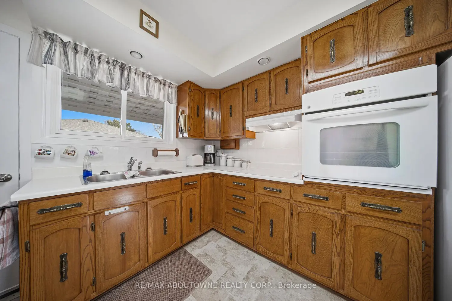 Additional image 4 of 491 Warminister Drive