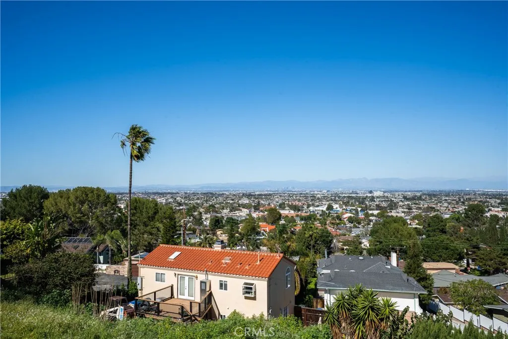 Additional image 32 of 2067 Glentree Dr, Lomita, CA 90717